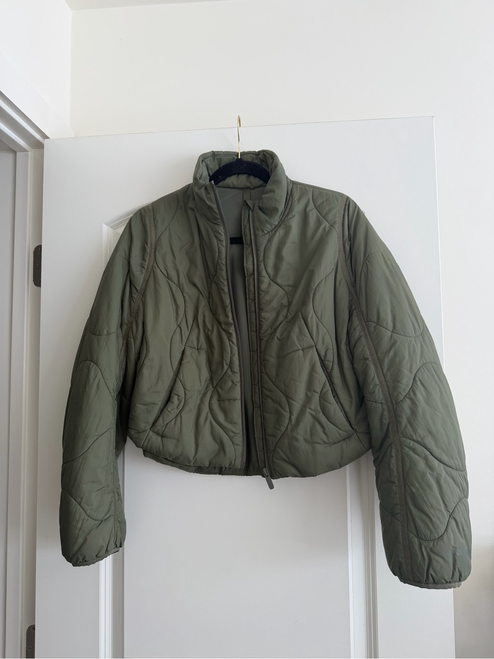 lululemon athletica Olive Green Quilted Cropped Puffer Jacket